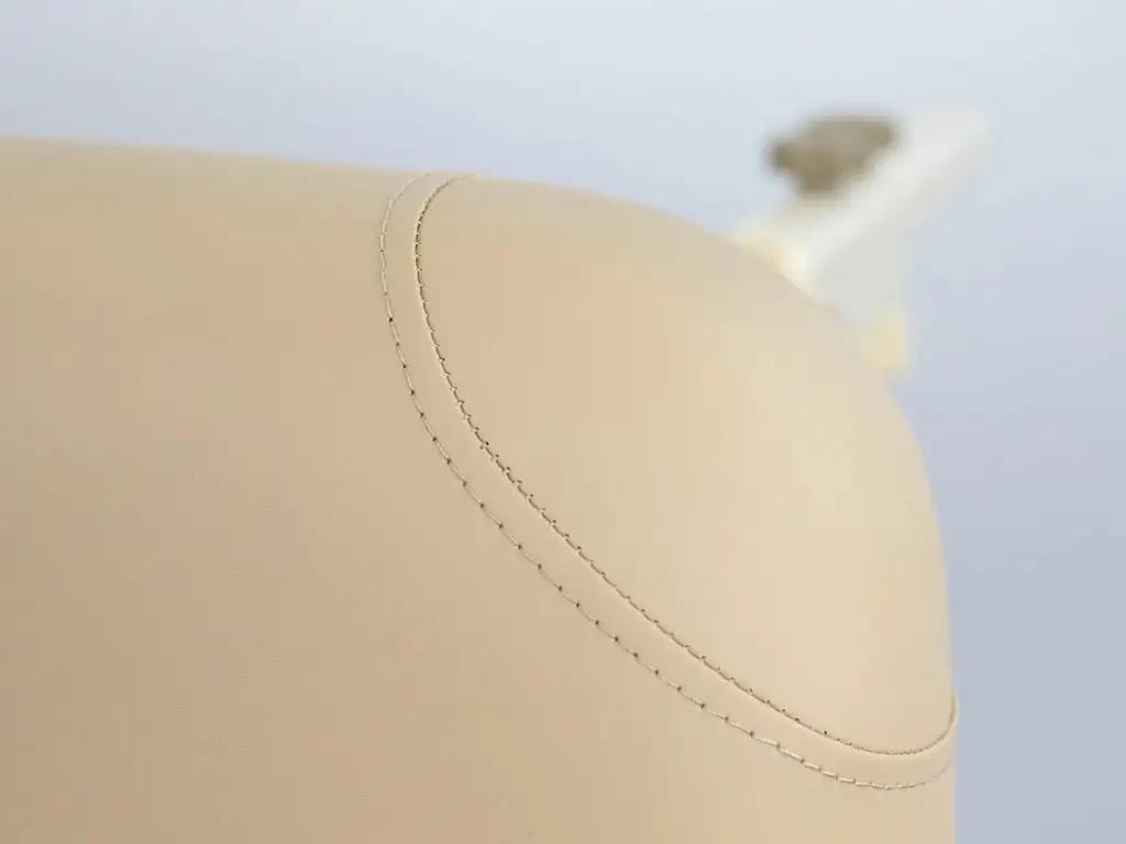 Therma Top soojendusega massaažilaud Habys