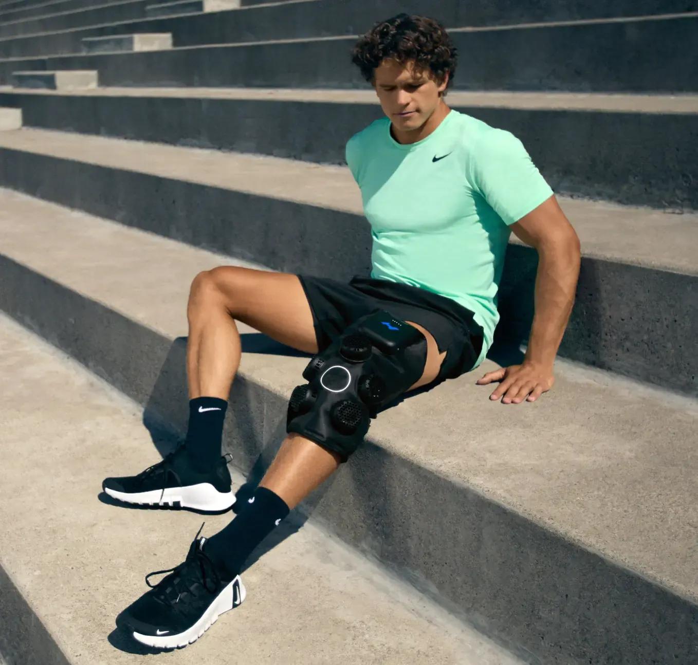 Hyperice x2 Knee-Põlve kontrastteraapia seade